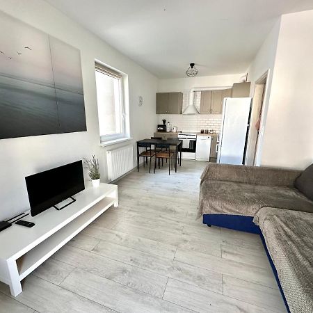 Sdh 1 Wolomin Comfortable Apartment Near Warsaw Esterno foto